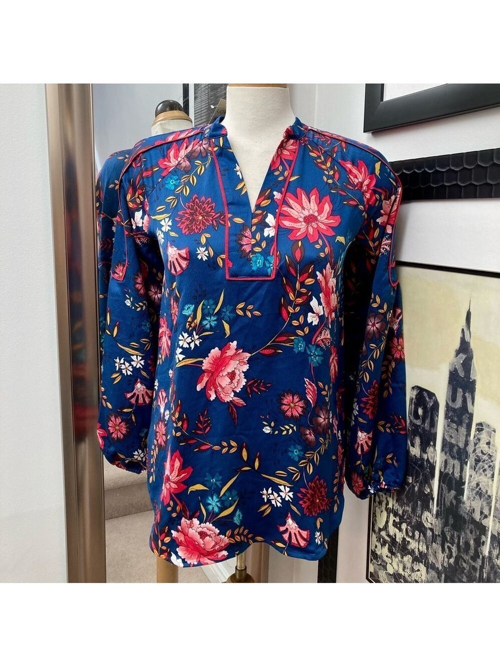 NWT Loft tunic blouse in perfect condition.